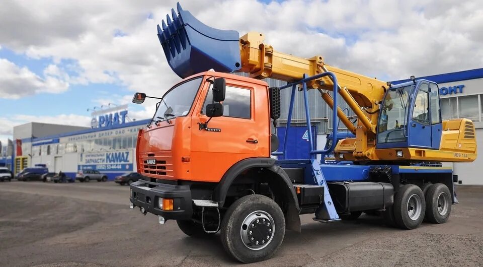 Работа удс. Uds 114. экскаватор tatra удс 114. татра удс. uds-114 tatra t815-280r21.