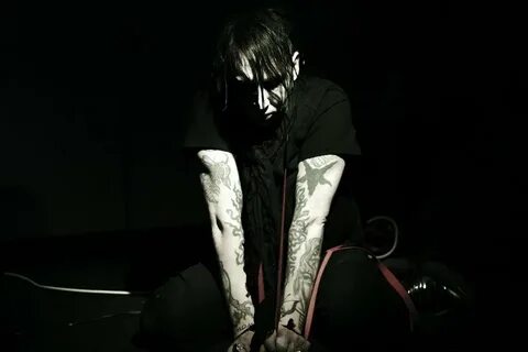 Being marilyn manson