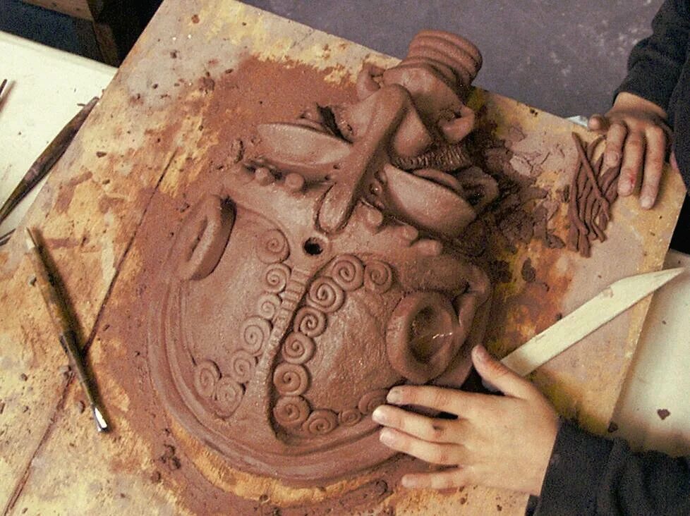 лепка из глины минск. изделия из керамики. магнит на холодильник из глины. лепим из глины. глиняные изделия.
