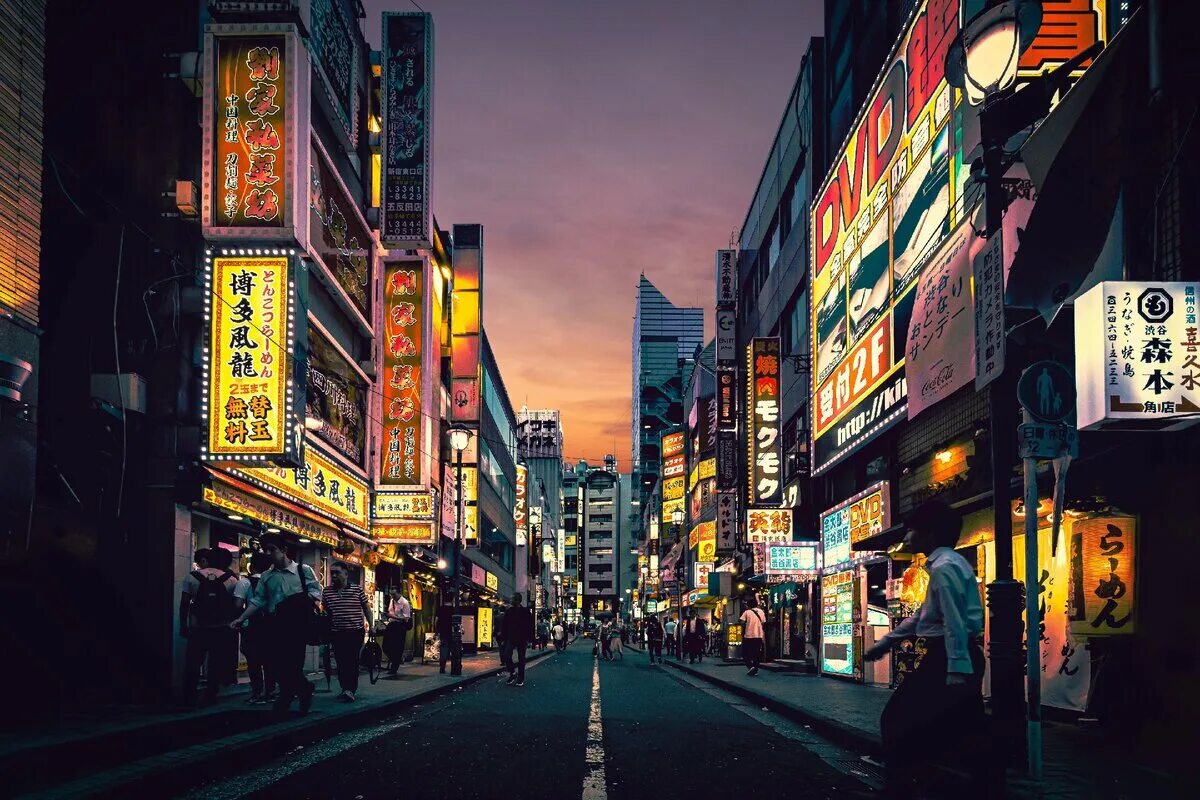 Звук большого города. Япония Токио Street. Япония ночной Токио 1980. Токио улицы. Ночные улицы Токио.