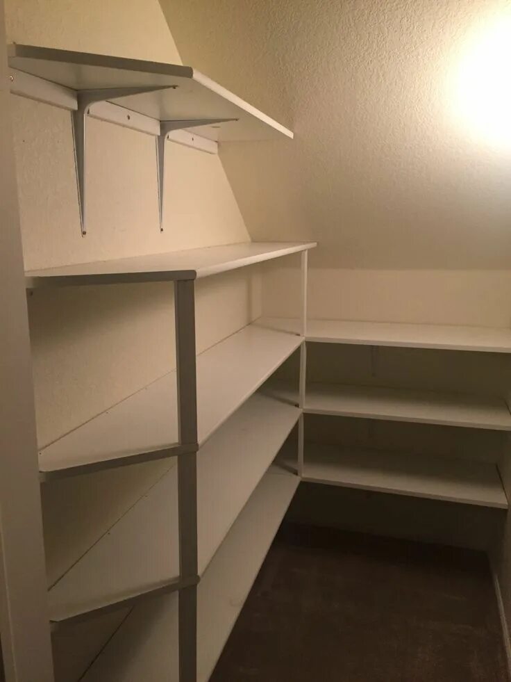 Pin by Krystel Villarreal on Hab in 2024 Closet remodel, Closet layout, Closet d