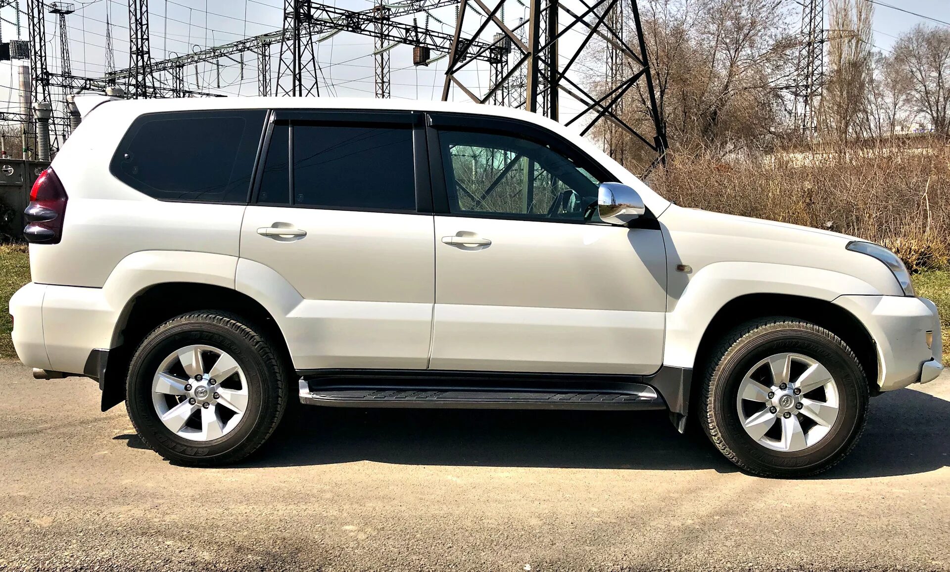 Диски прадо размеры. Тойота ленд крузер 120 150. диски toyota land cruiser prado 120.