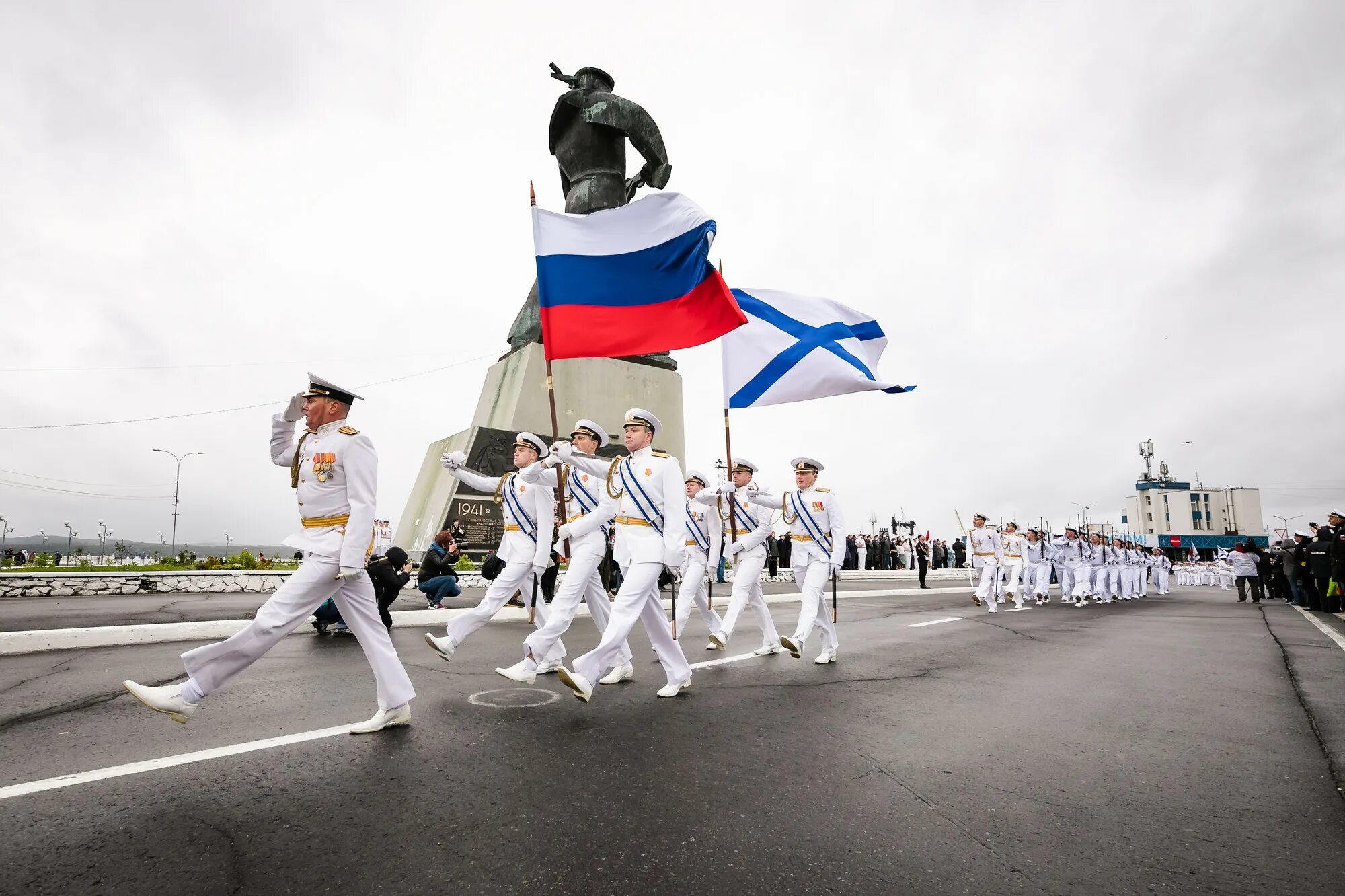 Какой праздник моряков