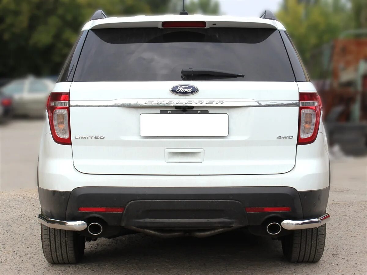 Защита бампера заднего для митсубиси л200. Дуга в кузов l200. Защита l200. Защита заднего стекла пикапа l200. Задняя защитная.