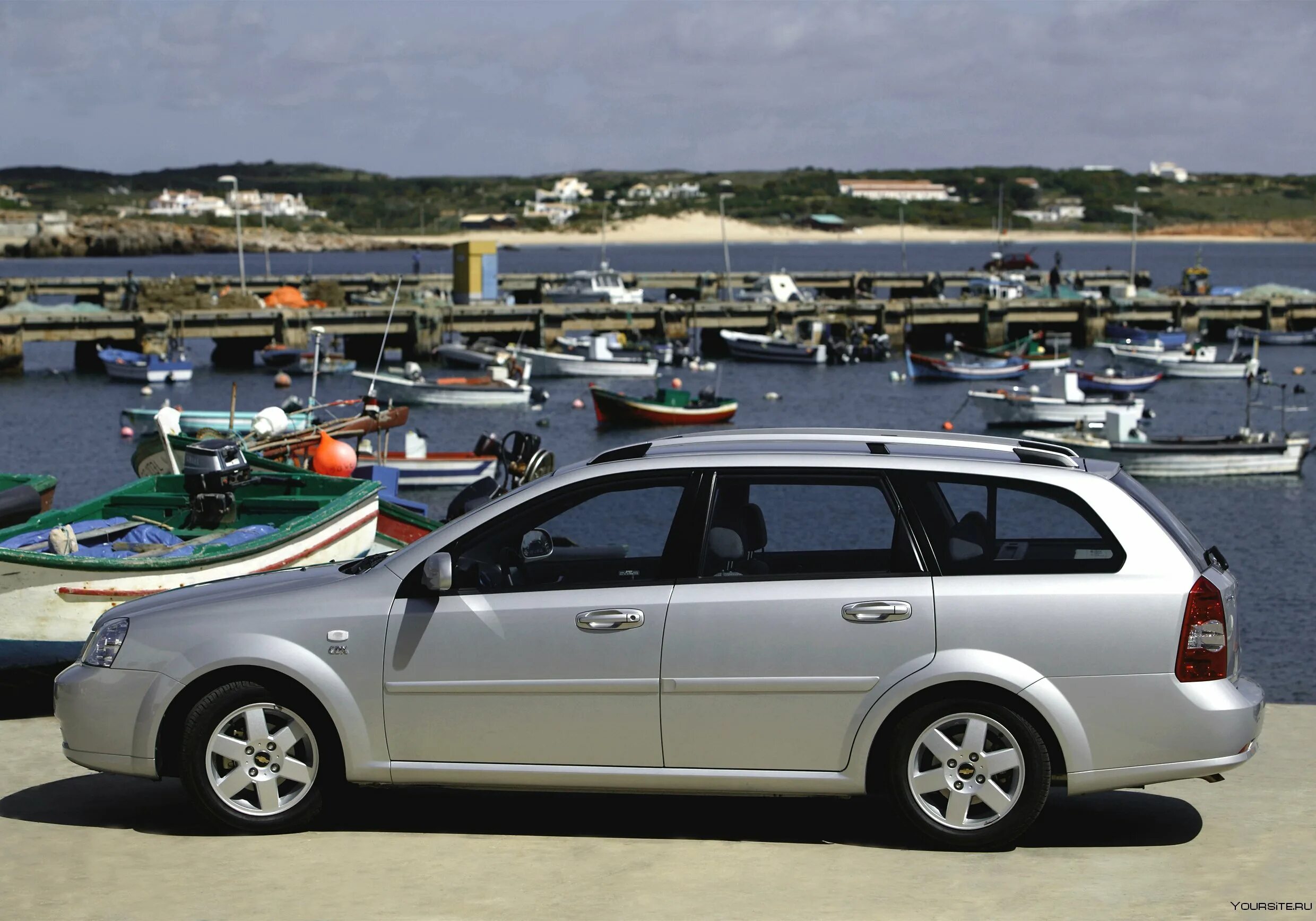 Купить шевроле лачетти универсал в москве. Chevrolet Lacetti Wagon. Chevrolet Lacetti универсал. Chevrolet Lacetti универсал 1.6. Chevrolet Nubira универсал 1.6.