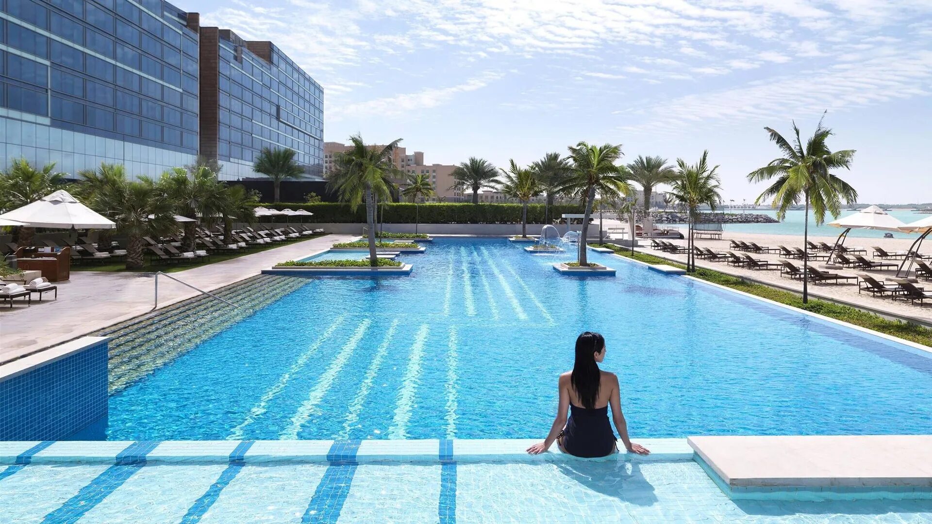 абу даби бассейн на крыше. Crowne plaza abu dhabi бассейн. Address jbr дубай. абу даби бассейн. бассейны в абу даби.