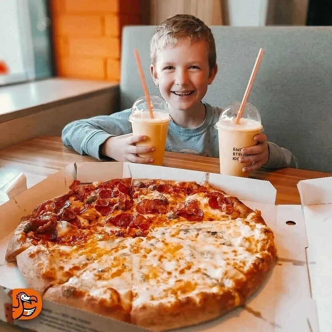 Мастер класс додо пицца цена для детей. Додо пицца. Большая пицца Додо. Додо пицца большая пицца. Додо пицца детская пицца.