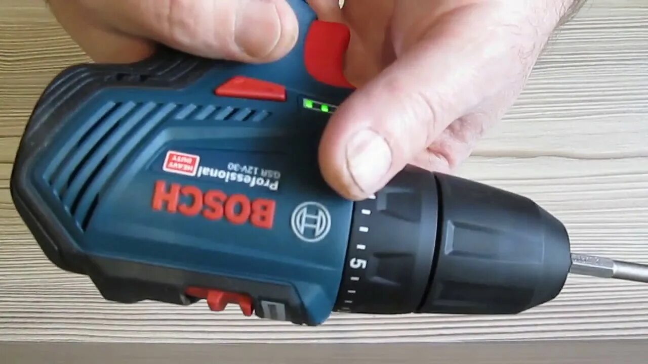 Дрель шуруповерт bosch 12v 30. Шуруповерт Bosch GSR 12v-30. Шуруповерт Bosch GSR 12v professional. Дрель бош GSR 12v-30. Патрон для шуруповерта бош GSR 12v-30 3 661 jg9 000.