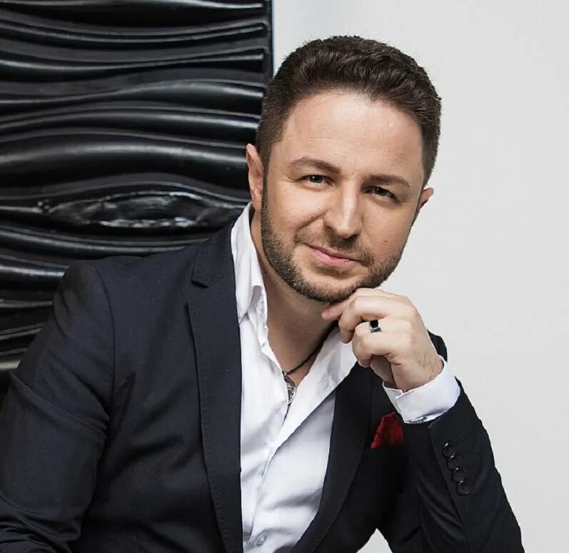 бренд стоун. брендон стоун биография национальность настоящее имя. брендон стоун 2022. брендон стоун продюсер. брендон стоун.