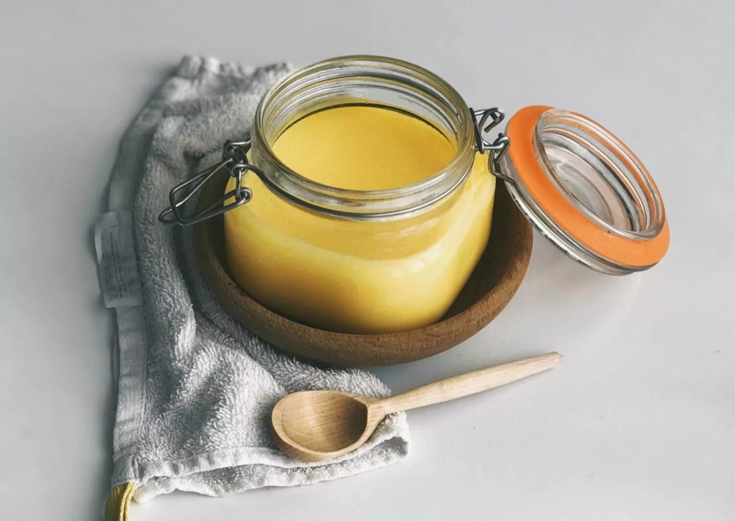 Индийское масло гхи. Масло гхи индия. Масло топленое гхи ghee (гхи). Ghee топленое масло. Топленое масло гхи.