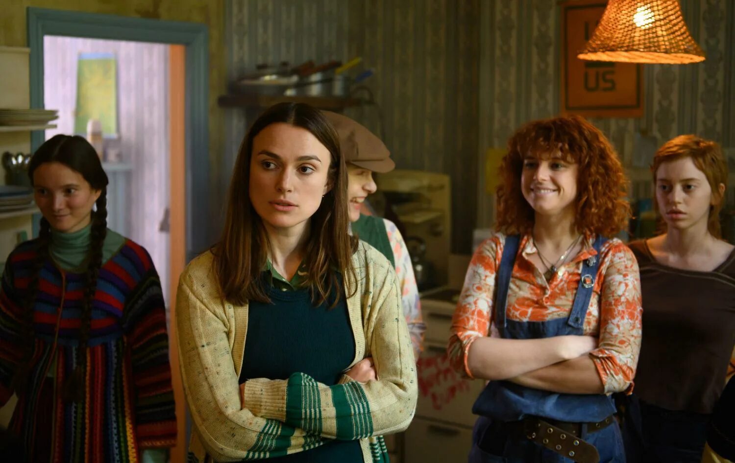 плохое поведение фильм 2020. мисс плохое поведение фильм. плохое поведение 2020. мисс плохое поведение (2020). плохое поведение фильм 2014.