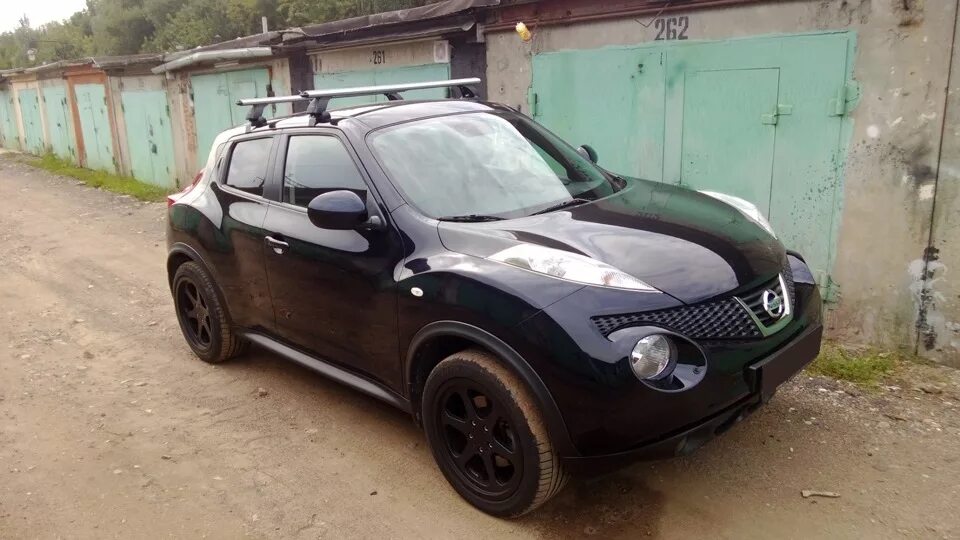 Багажники на ниссан жук. Багажники на ниссан жук. Thule багажники nissan juke. Багажники на ниссан жук. Nissan juke с рейлингами.