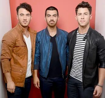 Jonas Brothers receive Walk of Fame star, announce new album's