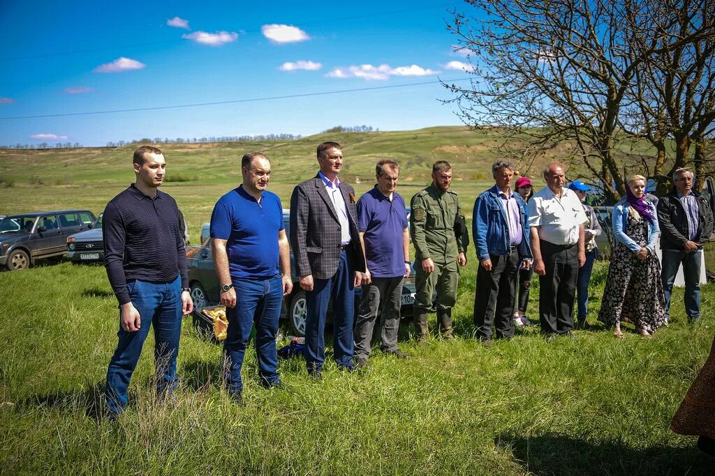 Погода в ставропольском крае село русское. Глава Старомарьевка Грачевского района. Старомарьевка Ставропольский край Грачёвский район. Казаки Грачевского района. Село красное Грачевский район Ставропольский край.