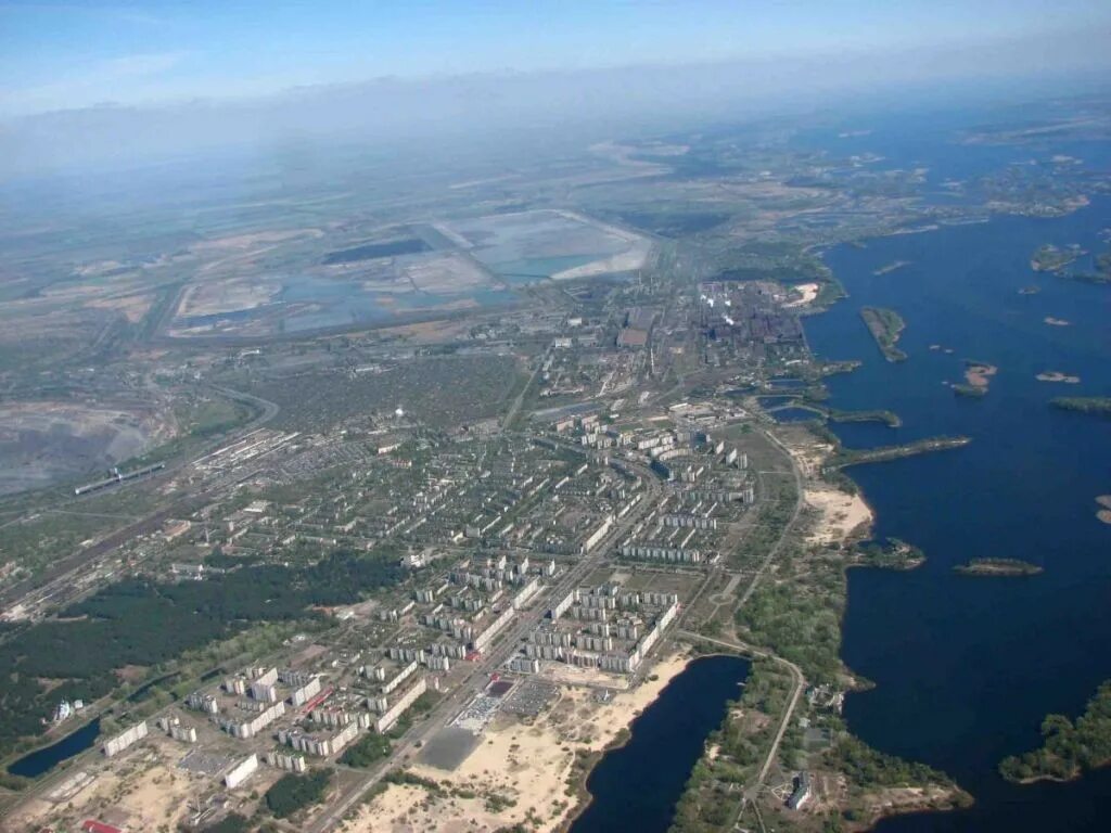 Город Горишние Плавни Полтавская область. Город Комсомольск на Днепре. Полтавская область город Комсомольск. Украина Комсомольск на Днепре. Город на днепре 5