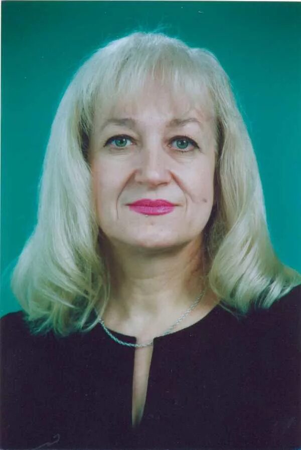 Евгения смирнова асбест. Школа 599 директор. Ямщикова наталья бежецк. Ольга зуева директор школы. Директор 31 школы абакан.