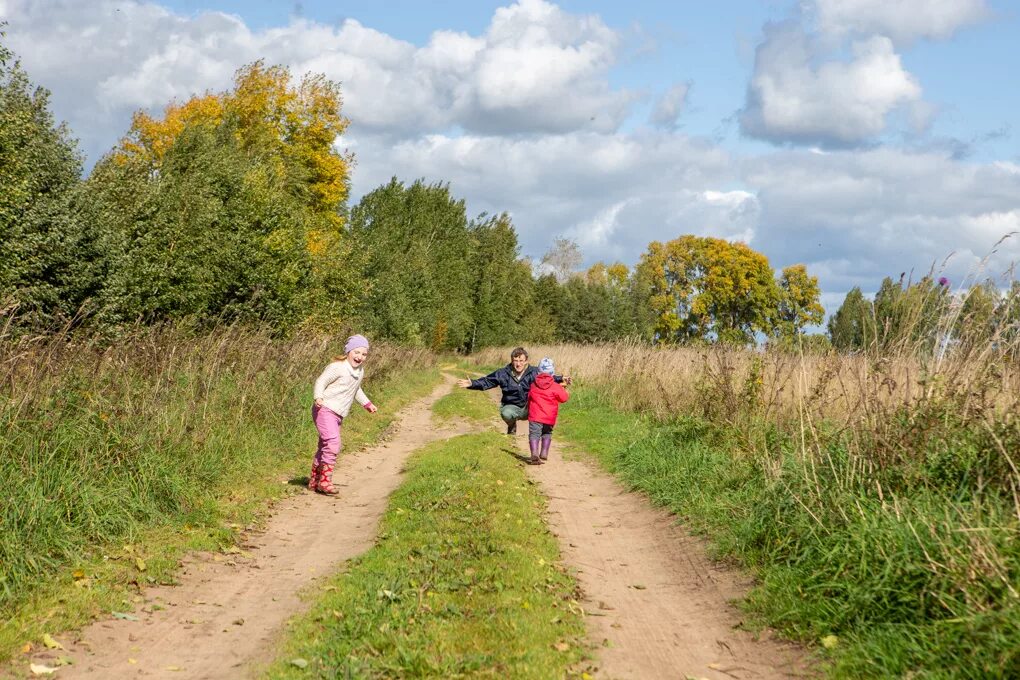 Деревня 2019. Деревня 2019. Фильм arndís hrönn egilsdóttir" in sparrows (2015. Деревня 2019. Название праздничной лотереи в день села.