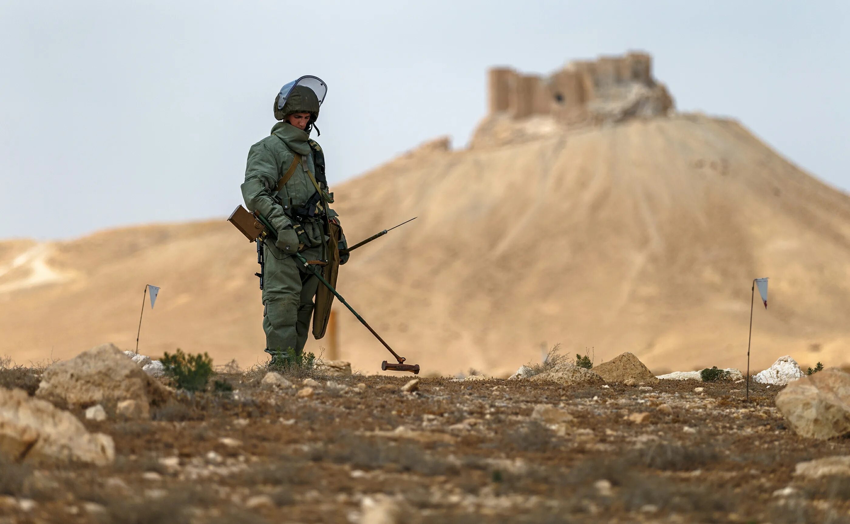 Российские саперы в сирии. Робототехнический комплекс «кобра-1600». Саперы в сирии. Про саперов в сирии российский. Про саперов в сирии российский.