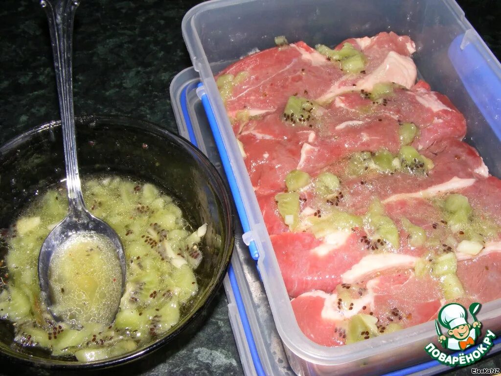Маринад с киви. Маринад для шашлыка с киви. маринат для шашлыка скиви. маринад мяса с киви помидорами. мясо в киви мариновать.