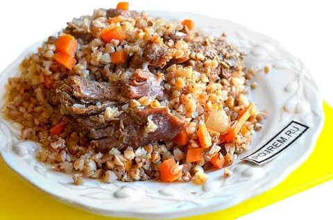 Гречка с тушенкой с овощами
