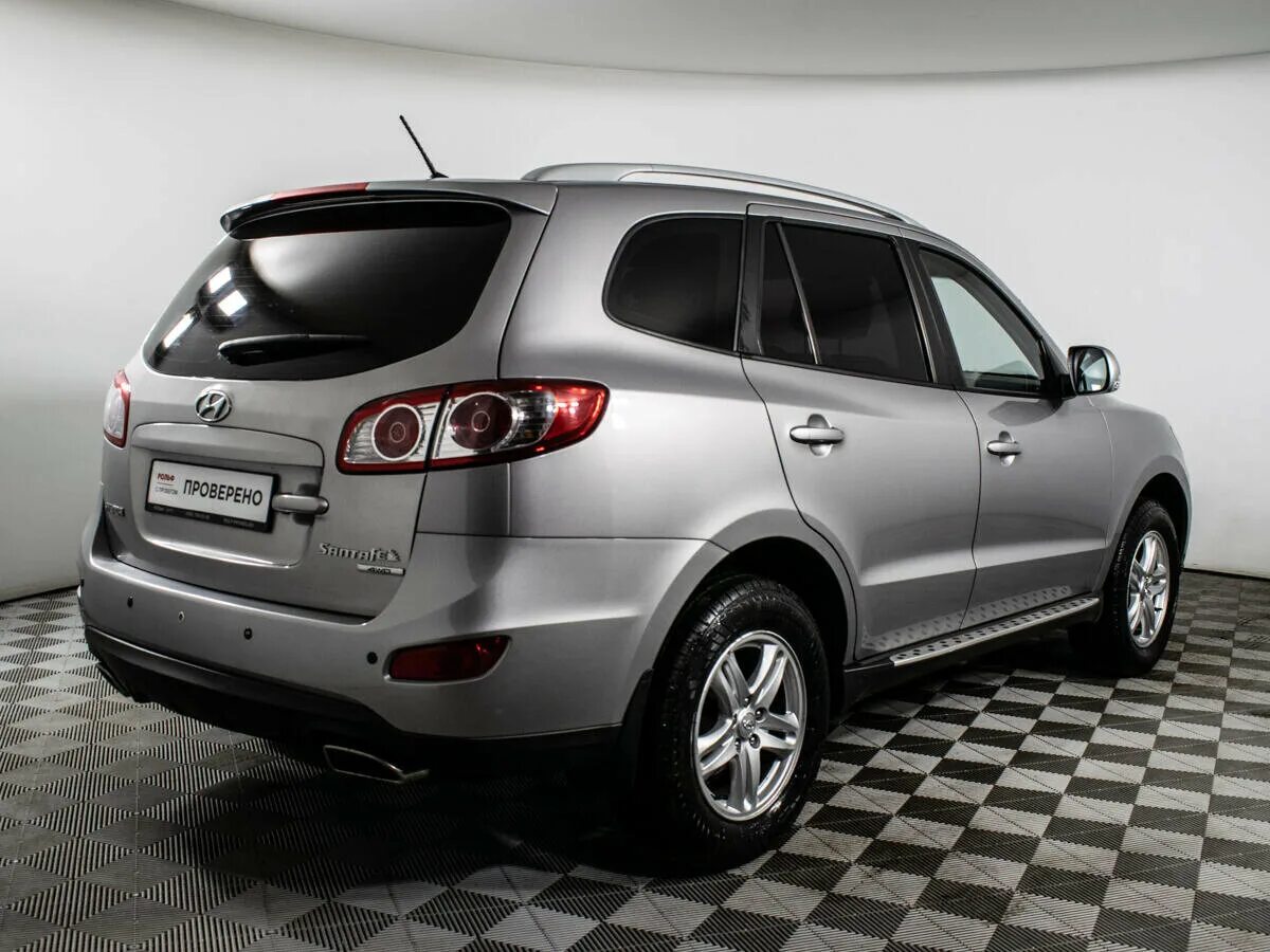 Серый hyundai santa fe iv 2. 4 at (188 л. Хундай санте фе 2010. Хундай санте фе 2010. Hyundai santa fe 2010 — 2012 ii рестайлинг.