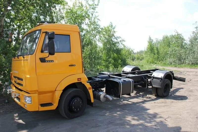 Камаз 4308-69. Автомобильное шасси камаз-4308-3063-69(g5). 4308 шасси. 781102 камаз шасси 4308-с4. Камаз 4308-3083-69 шасси.