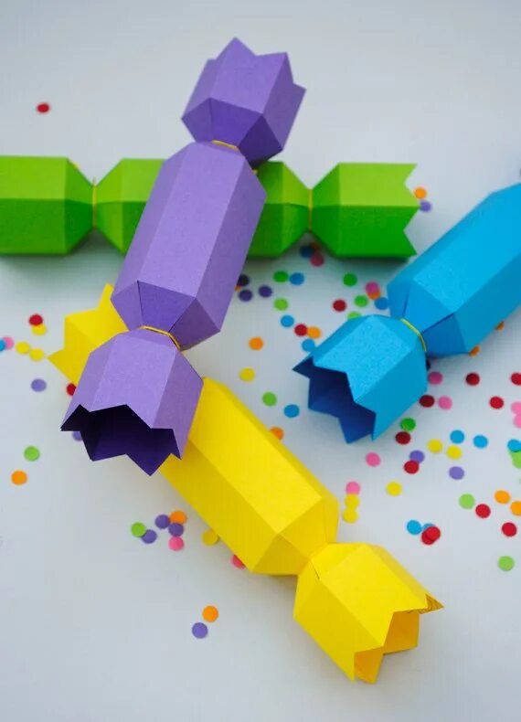 поделка конфета из бумаги. конфета из бумаги объемная. конфетка из бумаги. упаковка в виде конфеты. оригами леденец.