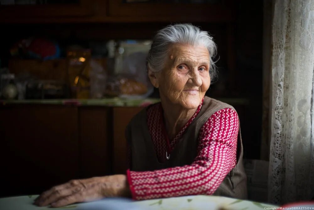 Real old women. Пожилая женщина. Обычная бабушка. Фото бабушки.