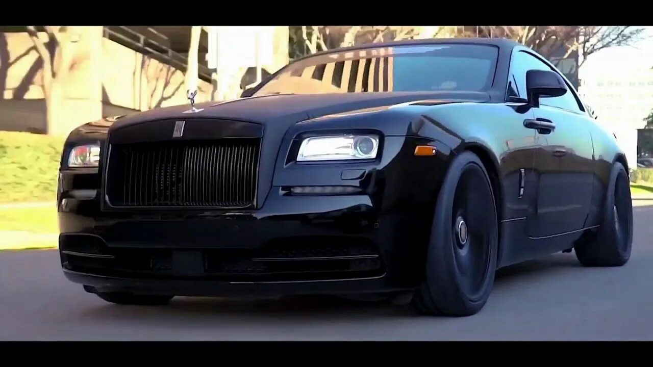 Джиган rolls. Rolls Royce Тимати. Роллс Ройс джиган. Тимати черный Роллс Ройс.