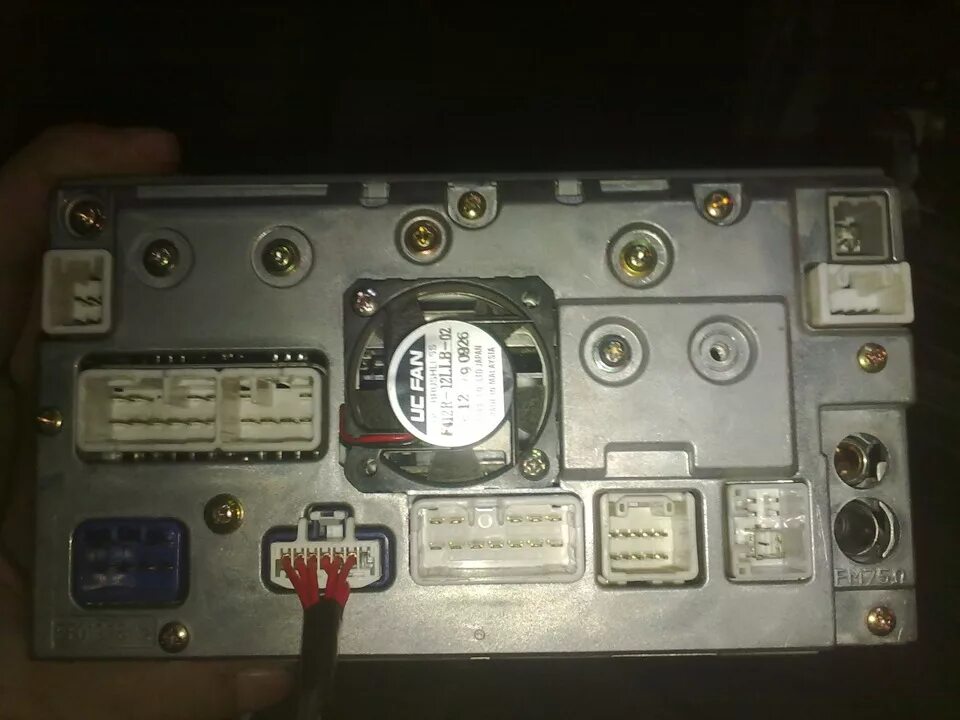 Немного USB к Японской магнитоле. - Toyota Prius (30), 1,8 л, 2012 года автозвук