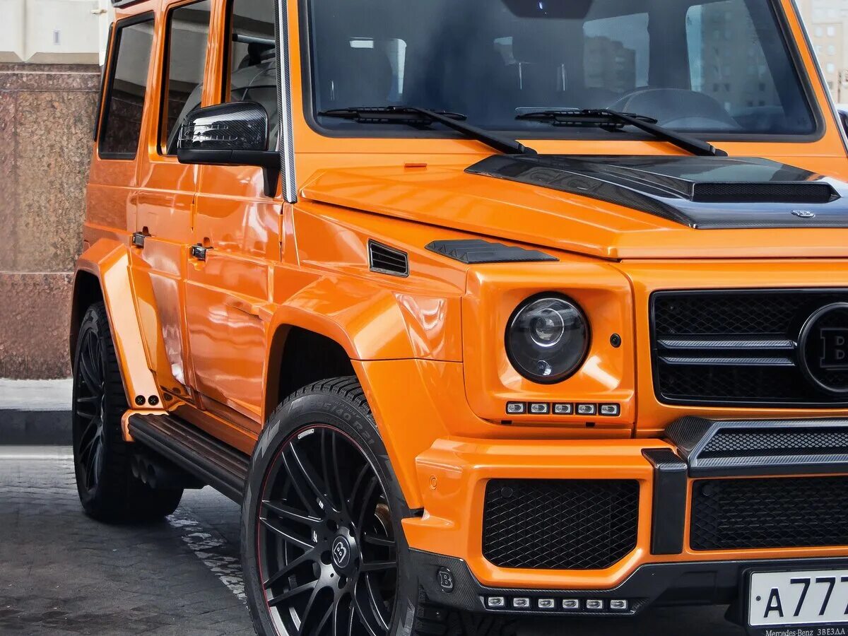 G class brabus. Мерседес Бенц g63 оранжевый. Мерседес Гелендваген Брабус. Mercedes AMG g63 оранжевый. Mercedes Benz g65 Brabus.