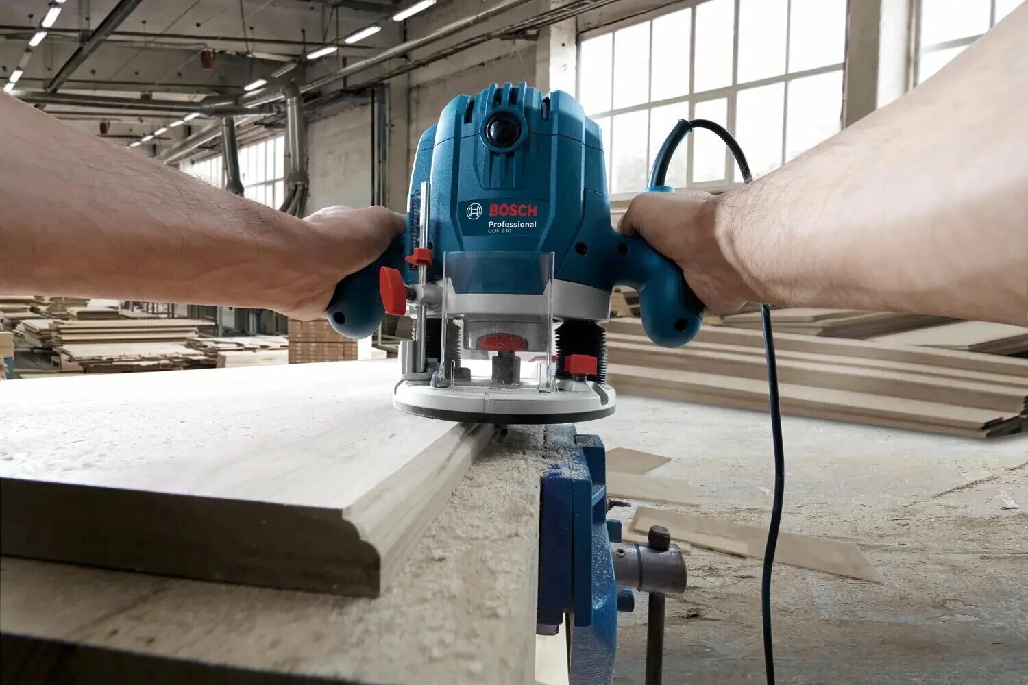 Фрезер бош 130. Фрезер bosch gof 130. bosch gof 130, 1300 вт. фрезер bosch gof 1300 ce. usa. вертикальный фрезер bosch gof 1300 ce professional, 1300 вт.