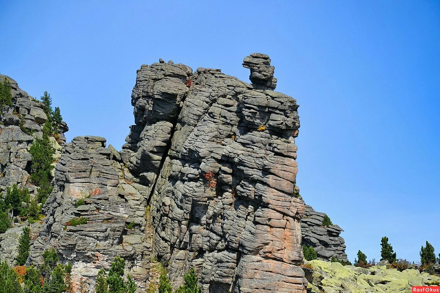 Грот сфинкс. Узун тарла крым гора. Крымский сфинкс скала кубышка. Скала сфинкс. Скала сфинкс коктебель.