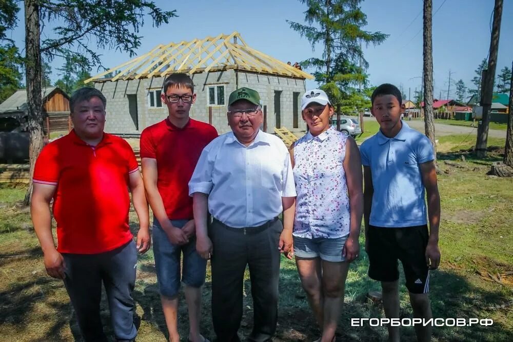 Горный улус село магарас. Магарас горный улус. Магарас школа. Погода в магарасе. Погода в магарасе.