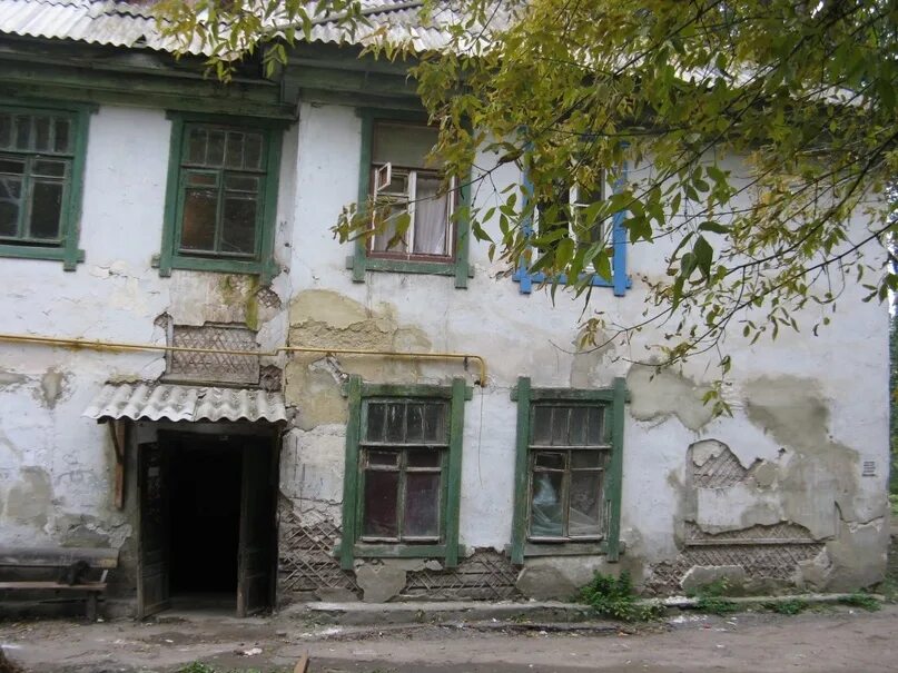 Расселение аварийного жилья в воронеже в 2025. Расселение домов казань. ветхое жилье в одессе.