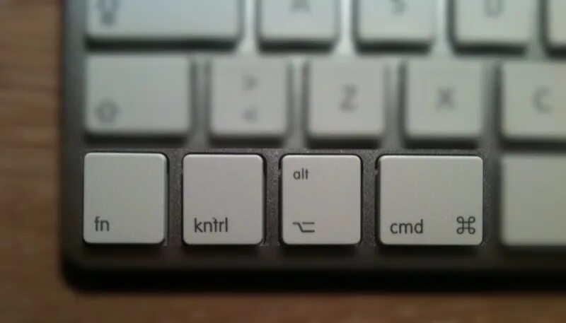 Д 2 нажмите на кнопку. Cmd клавиша. Клавиша cmd на клавиатуре. Клавиша на клаве cmd. Cmd на клавиатуре ноутбука.