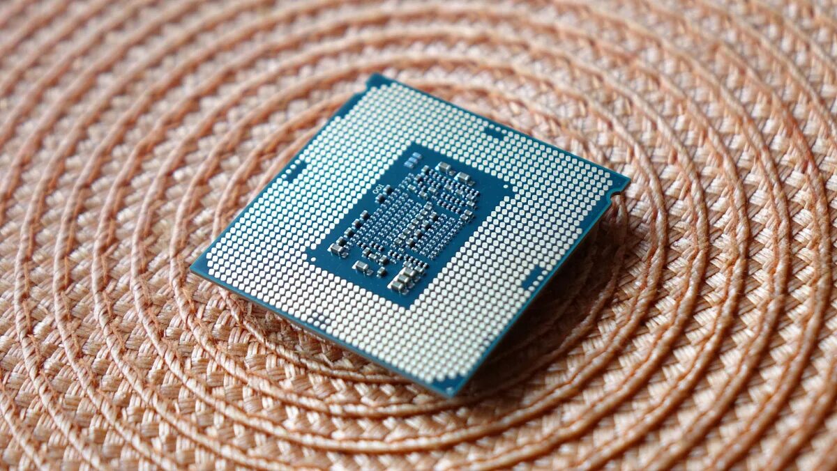 Процессор Intel Core i3. Intel i3 8100. Intel Core i3-8100. Intel Core i3 8100t. Интел 8100