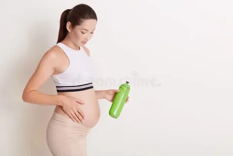 Девушка живот насос