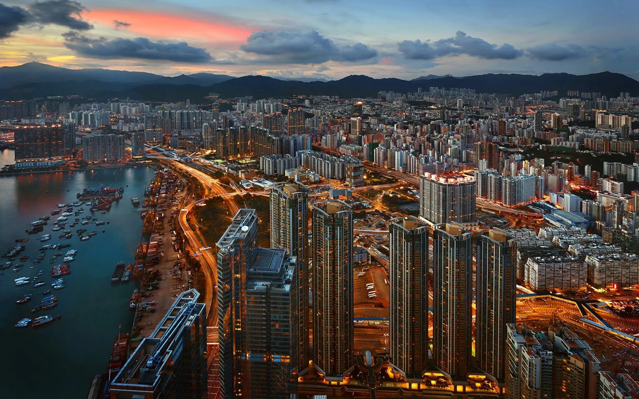 Мегаполис что это. Гонг Конг столица. Сянган Гонконг. Гонг Конг небоскребы.