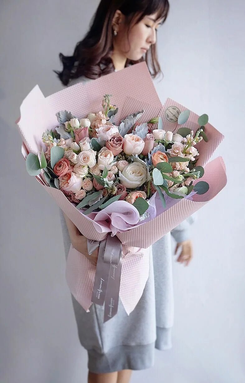 A subtle surprise which a loved one will cherish for its soft colour and sweet s