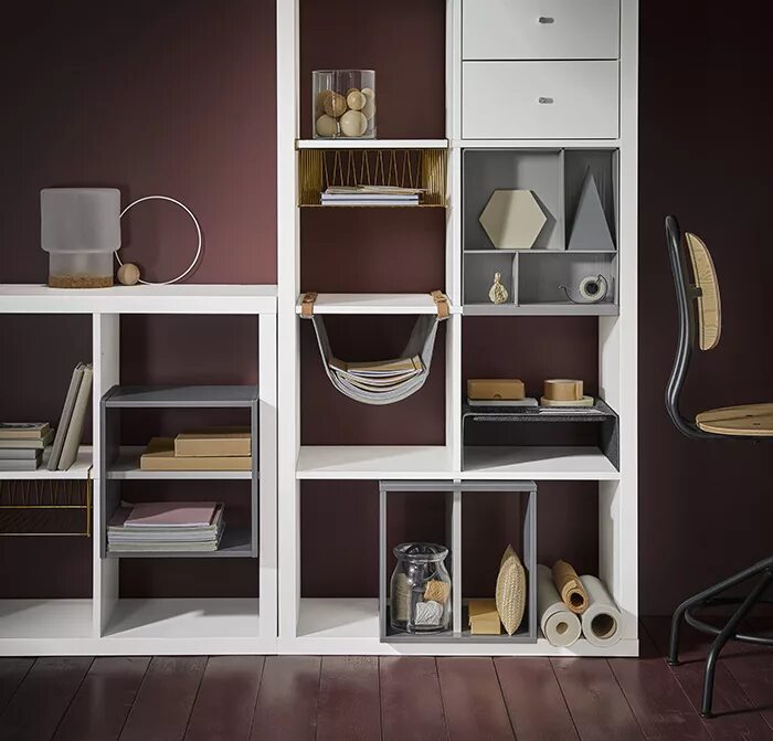 красивые полки. на нескольких полках. стеллаж в виде ступенек. полки. стеллаж ангстрем лофт.