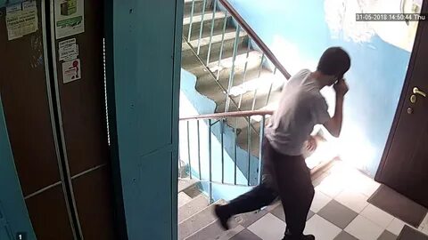 Блогерша фрося видео подъезд