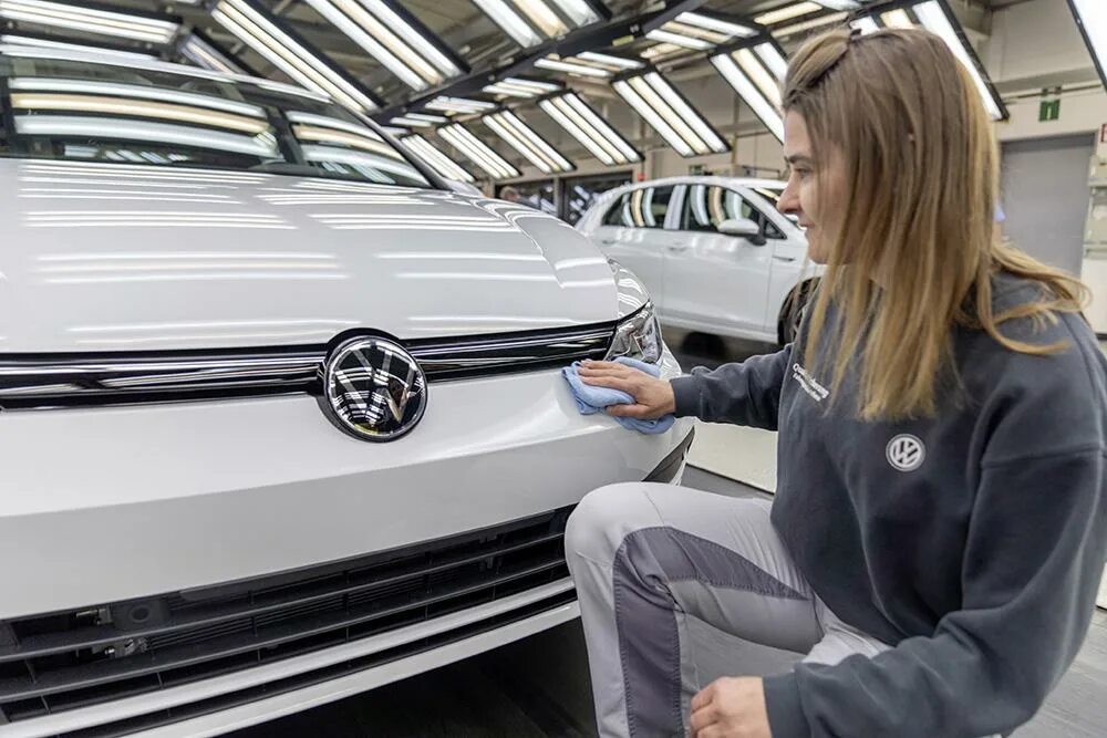 Volkswagen производитель. Завод Volkswagen в России. Фольксваген Тринити. Завод Фольксваген в Германии. Фольксваген производитель.