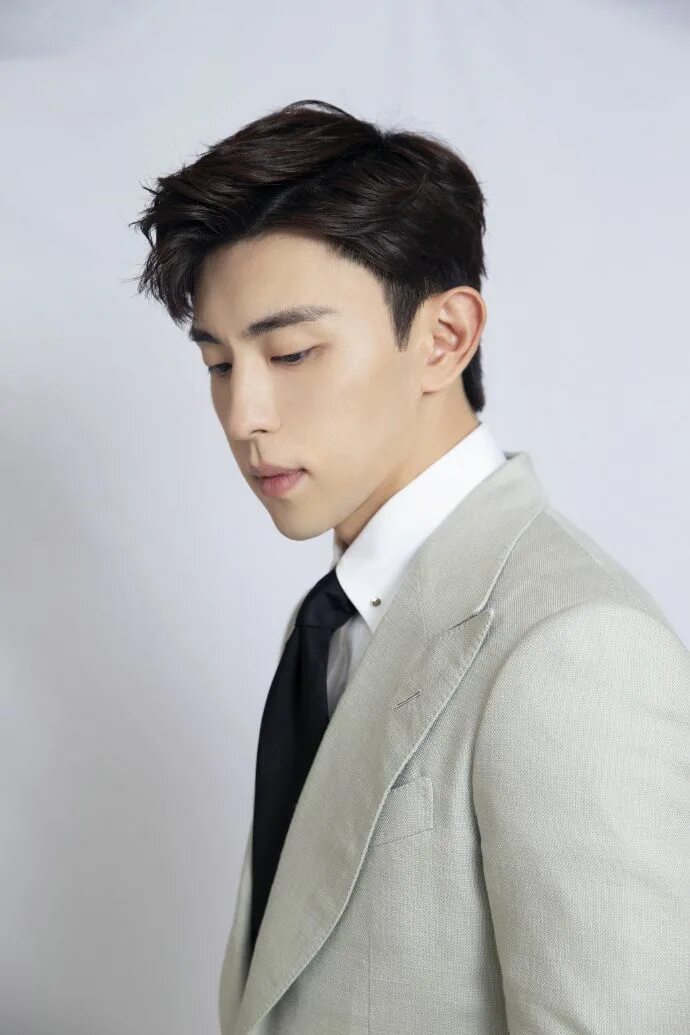 Deng wei actor биография. Deng wei actor биография. Deng wei актер. Deng wei actor биография. Дэн вэй дорамы.