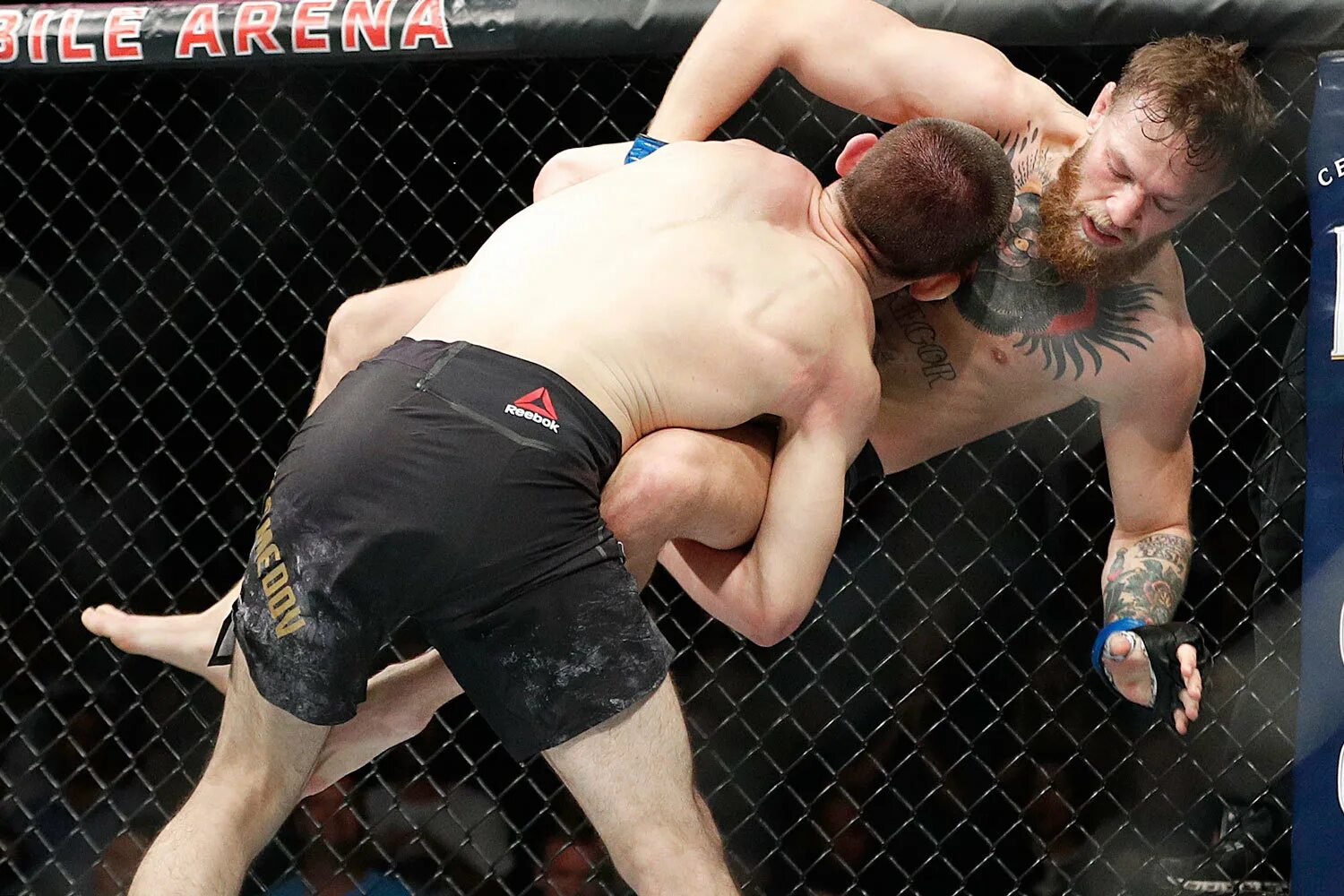 Конор макгрегор ufc 229. Время боя конора хабиба. Время боя конора хабиба. Конор макгрегор бой с хабибом. Время боя конора хабиба.