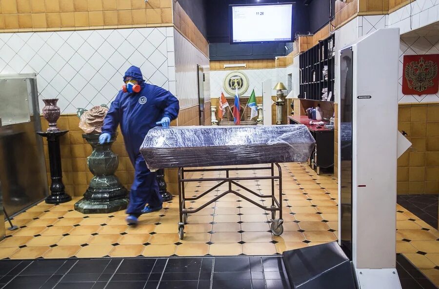 Где кремировали ширвиндта. Новосибирский крематорий печь. Новосибирск похороны крематорий. Крематорий каменный цветок.