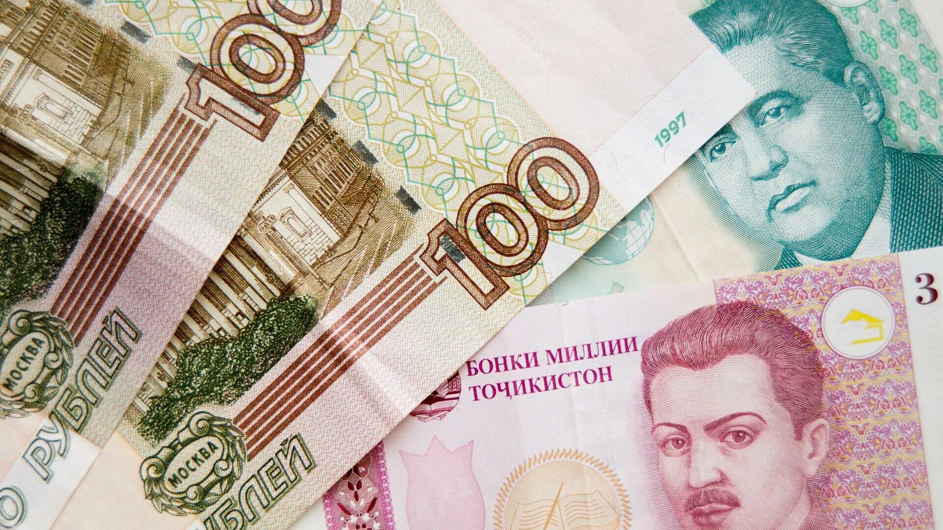 Ба рубль. Валюта Таджикистана 1000 Сомони. Валюта Таджикистан 1000 рублей на Сомони. 1000 Рублей в Сомони в Таджикистане. Валюта Таджикистана рубль.