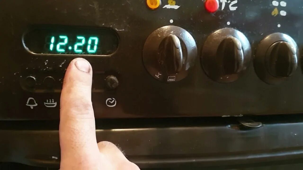 Как включить электроплитку. Электрическая плита hansa fccw53040. плита газовая hansa fcms58228. плита hansa supernova. электроплита hansa как включить духовку.