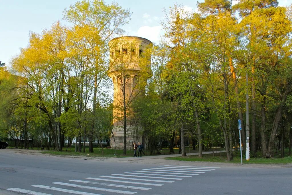 Г обнинский. Белкинский парк Обнинск. Город Обнинск Калужской. Город Обнинск достопримечательности. Пейзажи Обнинска.