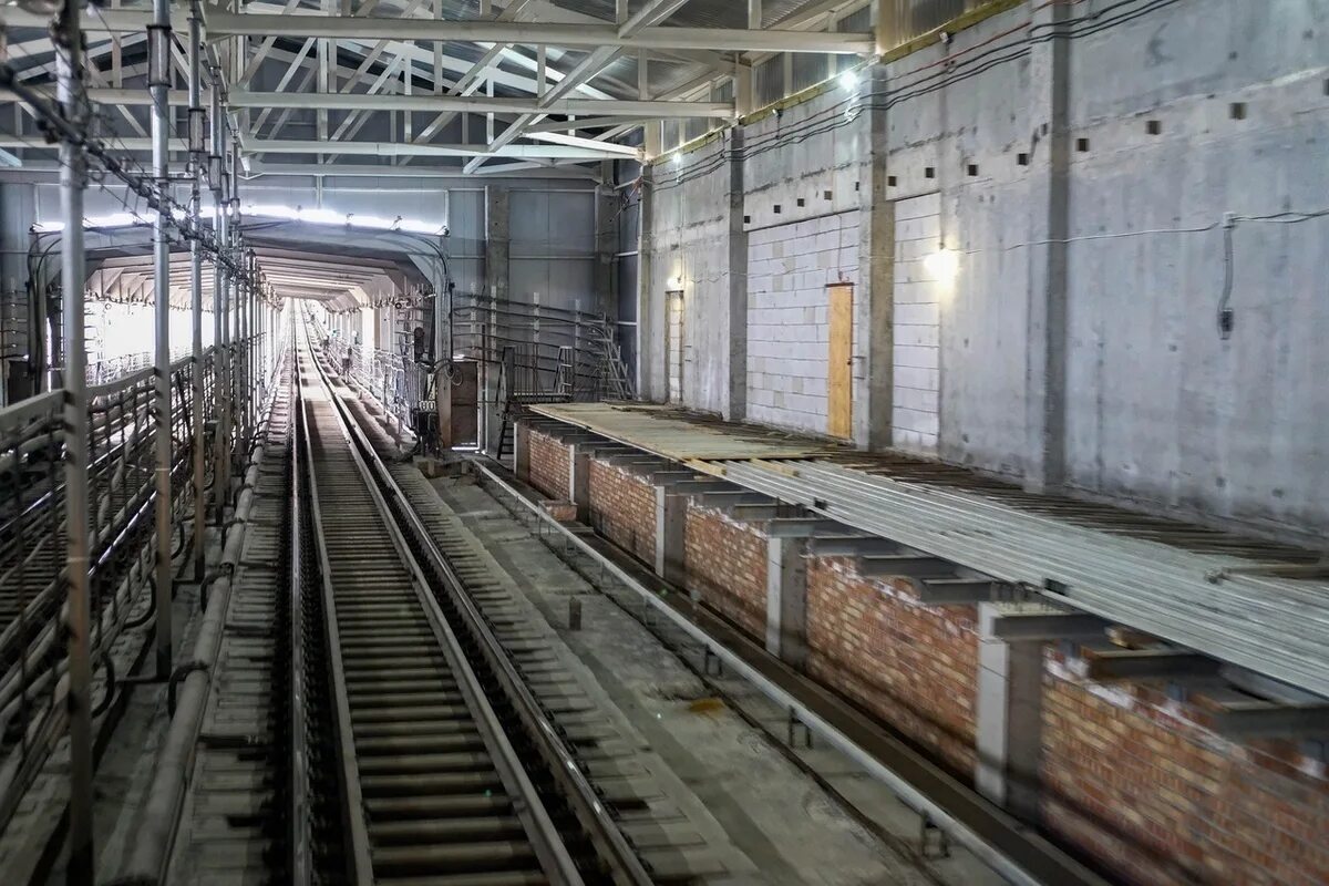 Метро новосибирска новости строительства. Станция метро спортивная новосибирск фото внутри. Метро новосибирска новости строительства. Метро спортивная новосибирск 2022. Станция метро спортивная новосибирск.